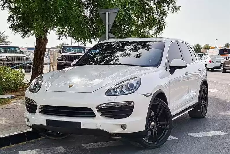Utilisé Porsche Unspecified À vendre au Doha #10000 - 1  image 