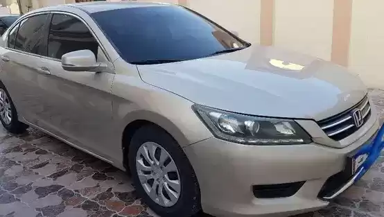 Usado Honda Accord Venta en al-sad , Doha #10039 - 1  image 