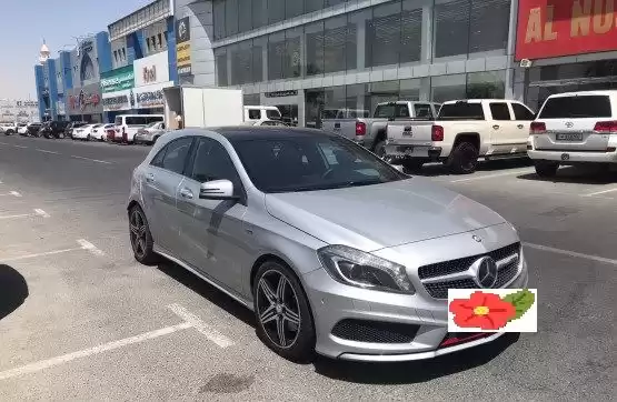 استفاده شده Mercedes-Benz Unspecified برای فروش که در دوحه #10059 - 1  image 