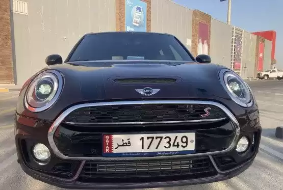 用过的 Mini Clubman 出售 在 萨德 , 多哈 #10075 - 1  image 