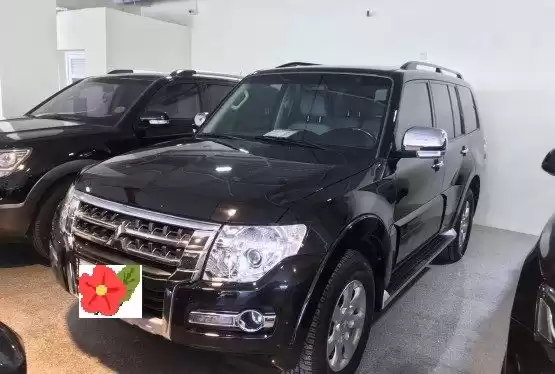 مستعملة Mitsubishi Pajero للبيع في الدوحة #10216 - 1  صورة 