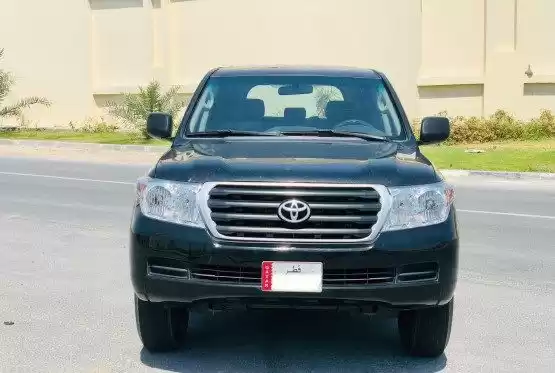 مستعملة Toyota Land Cruiser للبيع في الدوحة #10223 - 1  صورة 