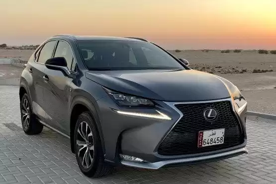 مستعملة Lexus NX 200t للبيع في الدوحة #10250 - 1  صورة 