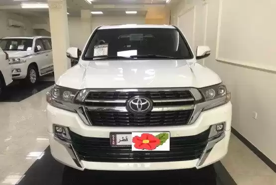 مستعملة Toyota Land Cruiser للبيع في الدوحة #10258 - 1  صورة 