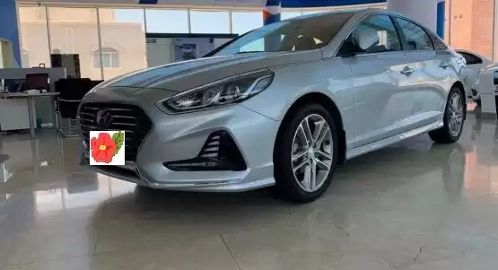 استفاده شده Hyundai Sonata برای فروش که در دوحه #10421 - 1  image 