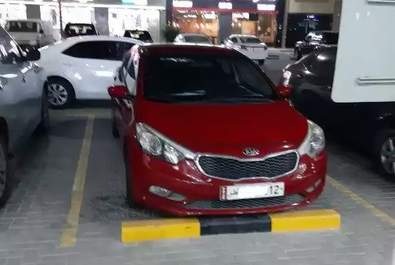 Kullanılmış Kia Cerato Satılık içinde Al Sadd , Doha #10430 - 1  image 