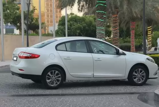 Used Renault Fluence For Sale in Al Sadd , Doha #10441 - 1  image 