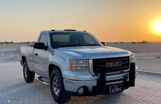 استفاده شده GMC Sierra برای فروش که در دوحه #10479 - 1  image 