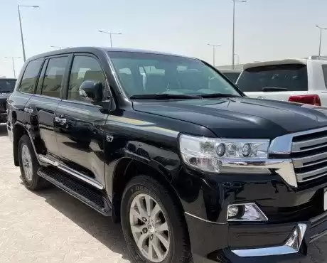 استفاده شده Toyota Land Cruiser برای فروش که در دوحه #10480 - 1  image 