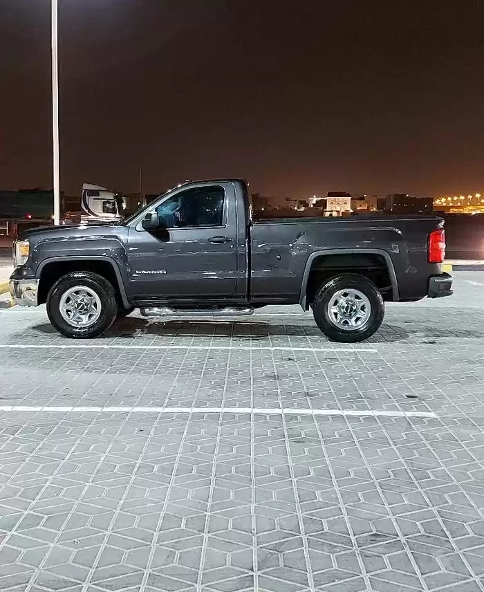 استفاده شده GMC Sierra برای فروش که در السد , دوحه #10486 - 1  image 