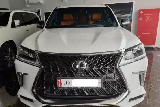 مستعملة Lexus LX للبيع في الدوحة #10505 - 1  صورة 