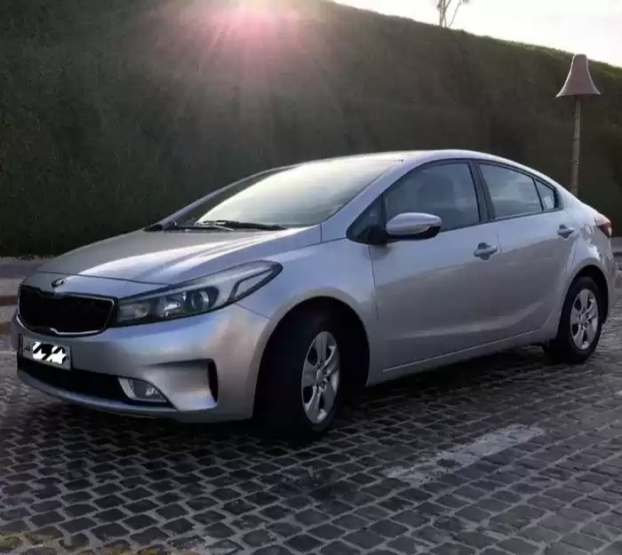 Использовал Kia Unspecified Продается в Аль-Садд , Доха #10546 - 1  image 