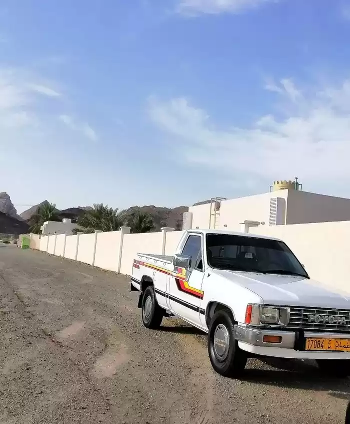 مستعملة Toyota Hilux للبيع في الدوحة #10548 - 1  صورة 