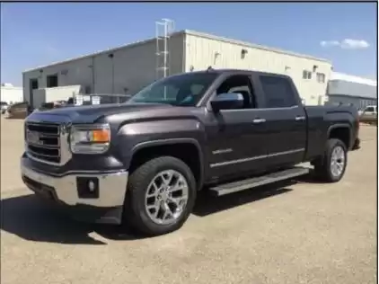 استفاده شده GMC Sierra برای فروش که در دوحه #10573 - 1  image 