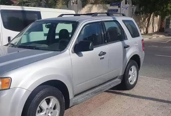 Usado Ford Escape Venta en al-sad , Doha #10618 - 1  image 