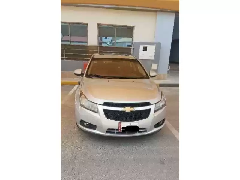 مستعملة Chevrolet Cruze للبيع في الدوحة #10626 - 1  صورة 