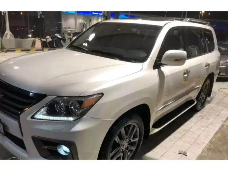 مستعملة Lexus LX للبيع في الدوحة #10635 - 1  صورة 