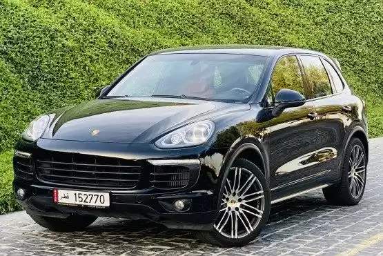 Utilisé Porsche Unspecified À vendre au Doha #10671 - 1  image 