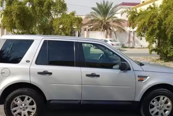 Kullanılmış Land Rover Unspecified Satılık içinde Doha #10708 - 1  image 
