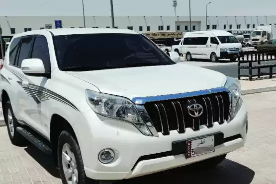 مستعملة Toyota Prado للبيع في الدوحة #10766 - 1  صورة 