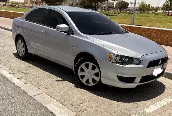 استفاده شده Mitsubishi Lancer برای فروش که در دوحه #10793 - 1  image 