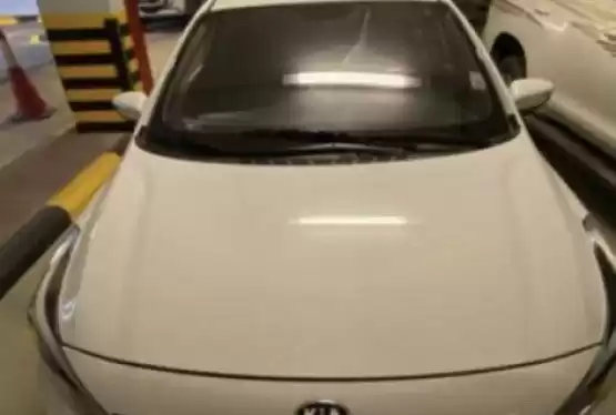 Kullanılmış Kia Cerato Satılık içinde Al Sadd , Doha #10810 - 1  image 
