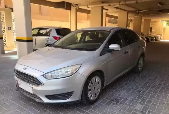 Использовал Ford Focus Продается в Доха #10820 - 1  image 