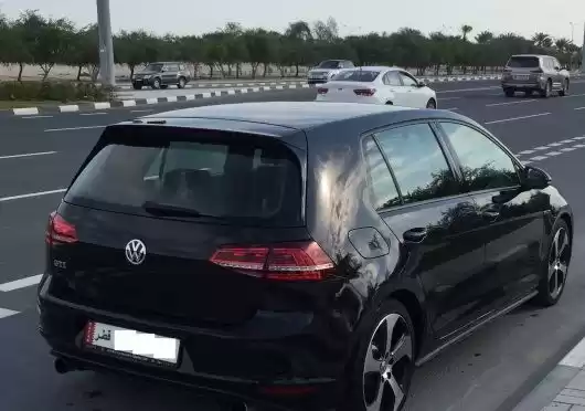 Usado Volkswagen Golf Venta en al-sad , Doha #10942 - 1  image 