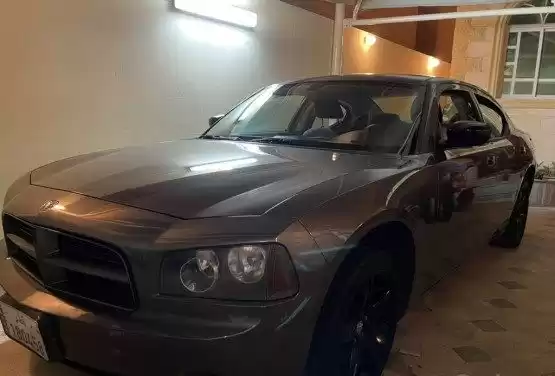 Utilisé Dodge Charger À vendre au Al-Sadd , Doha #10975 - 1  image 
