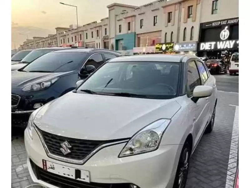 استفاده شده Suzuki Baleno برای فروش که در دوحه #11026 - 1  image 