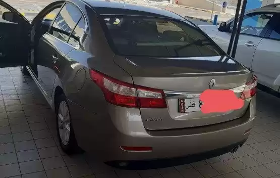 Used Renault Safrane For Sale in Al Sadd , Doha #11047 - 1  image 