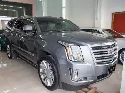 مستعملة Cadillac Unspecified للبيع في الدوحة #11103 - 1  صورة 