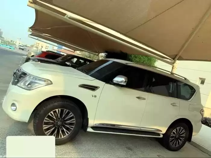 用过的 Nissan Patrol 出售 在 多哈 #11205 - 1  image 
