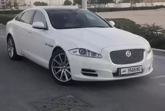 مستعملة Jaguar X-Type للبيع في الدوحة #11257 - 1  صورة 