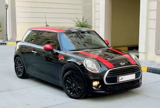 Utilisé Mini Unspecified À vendre au Al-Sadd , Doha #11269 - 1  image 