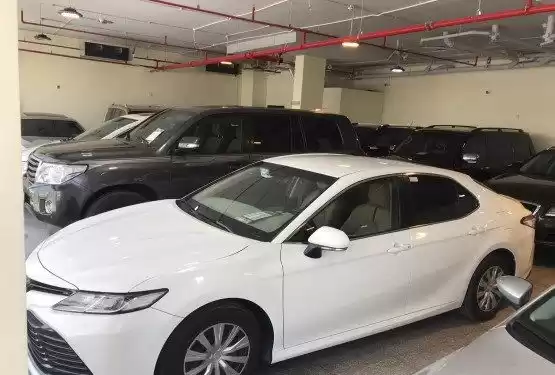 مستعملة Toyota Camry للبيع في الدوحة #11279 - 1  صورة 
