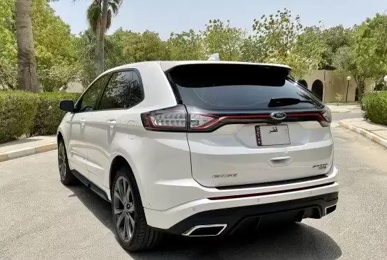 Использовал Ford Unspecified Продается в Доха #11361 - 1  image 