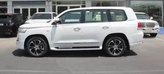 Совершенно новый Toyota Land Cruiser Продается в Доха #11444 - 1  image 