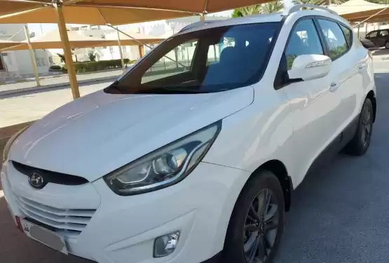 مستعملة Hyundai Tucson للبيع في الدوحة #11617 - 1  صورة 