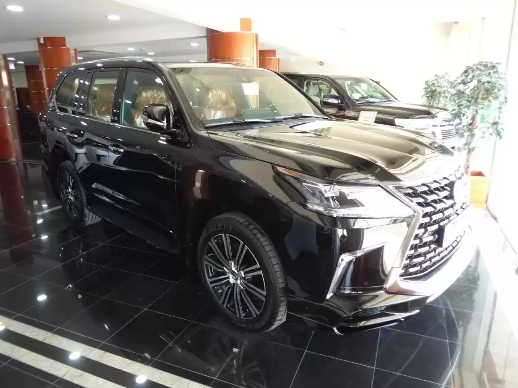 کاملا نو Lexus LX برای فروش که در دوحه #11641 - 1  image 