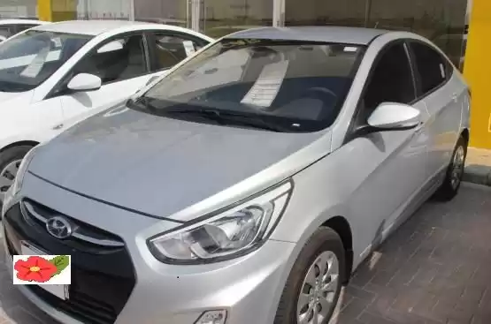 استفاده شده Hyundai Elantra برای فروش که در دوحه #11681 - 1  image 