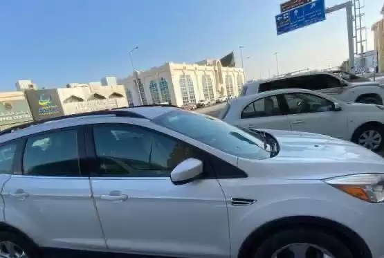 استفاده شده Ford Escape برای فروش که در السد , دوحه #11808 - 1  image 
