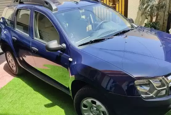 Использовал Renault Unspecified Продается в Доха #11905 - 1  image 