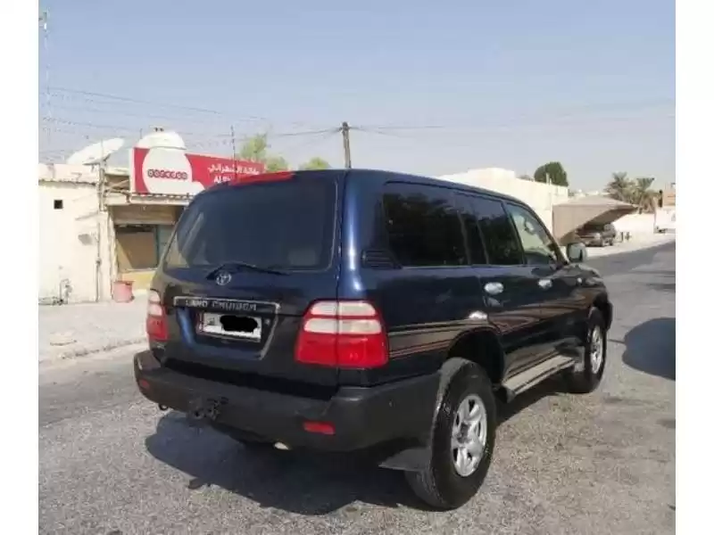 مستعملة Toyota Land Cruiser للبيع في الدوحة #11915 - 1  صورة 