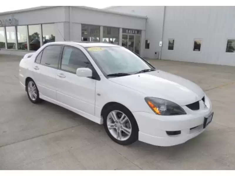 مستعملة Mitsubishi Lancer للبيع في الدوحة #11919 - 1  صورة 