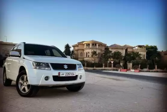 Used Suzuki Grand Vitara For Sale in Doha #12013 - 1  image 