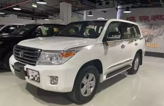 استفاده شده Toyota Land Cruiser برای فروش که در دوحه #12064 - 1  image 
