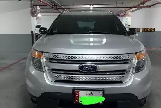Использовал Ford Explorer Продается в Аль-Садд , Доха #12099 - 1  image 