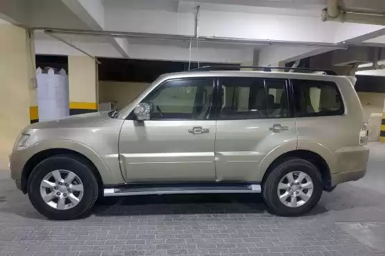 Использовал Mitsubishi Pajero Продается в Аль-Садд , Доха #12108 - 1  image 
