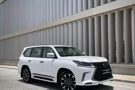 مستعملة Lexus LX للبيع في الدوحة #12130 - 1  صورة 